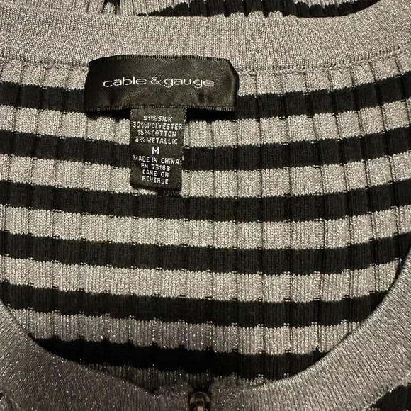 Cable & Gauge sweater - Picture 9 of 9